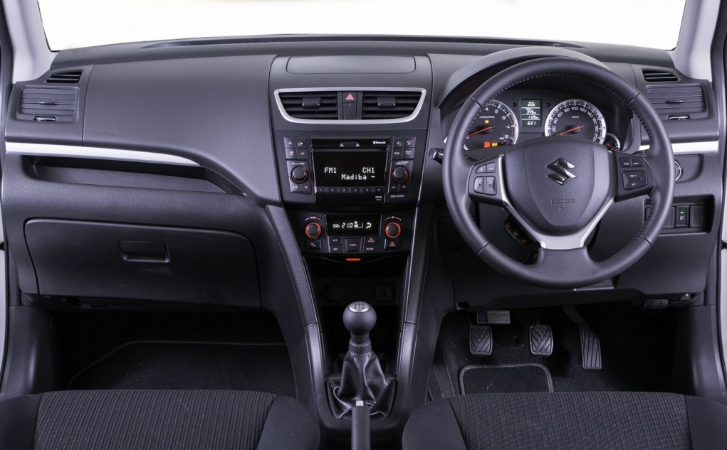 2015-Suzuki-Swift-Interior-image