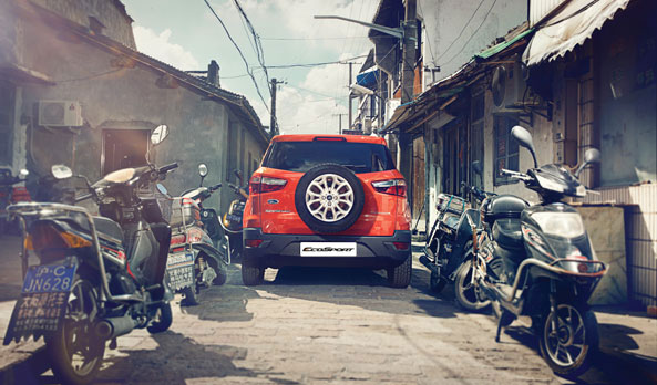 ford-ecosports-india-rear