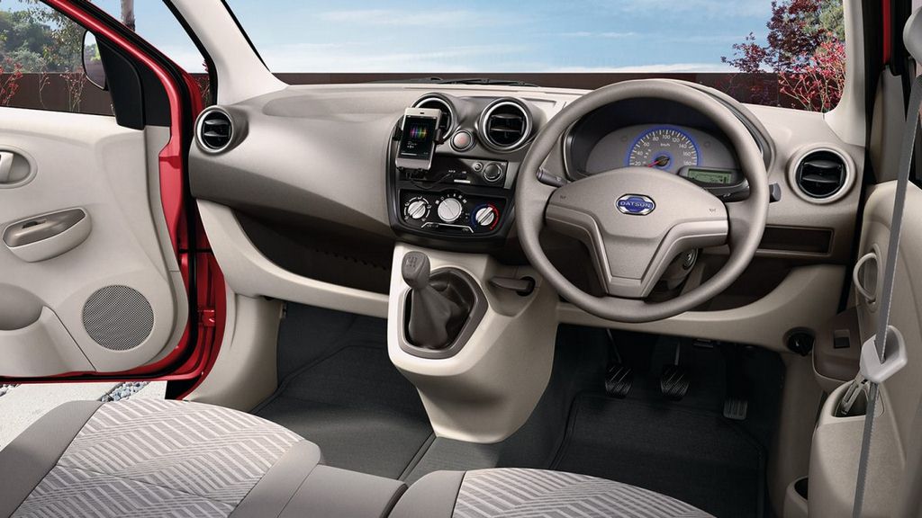 2015 Datsun Go Airbag Interior