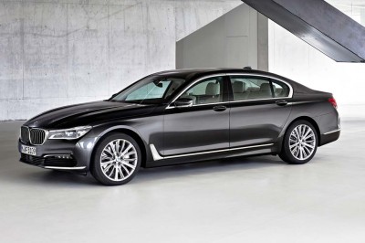 new-bmw-7-series-side-view