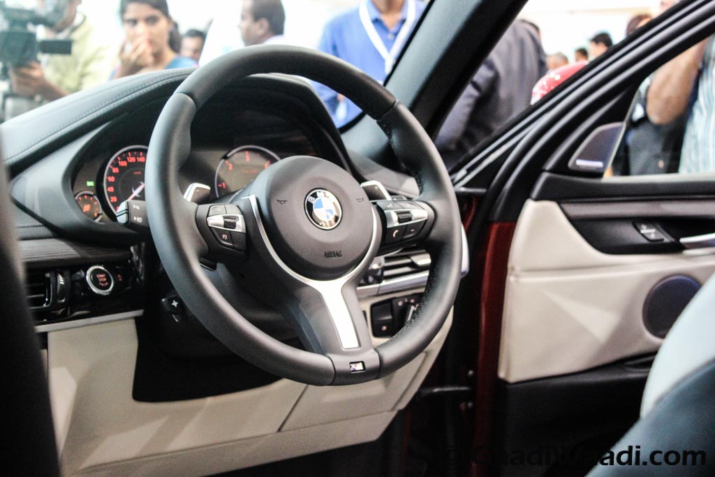 BMW X6M 2016 India M steering