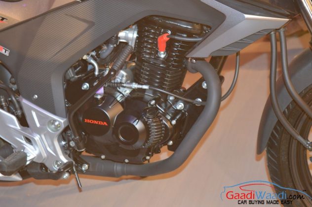 2015 Honda CB 160R Hornet engine