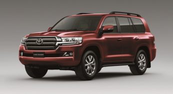 Toyota Launches 2015 Land Cruiser 200 Facelift in India at Rs 1.29 Crores