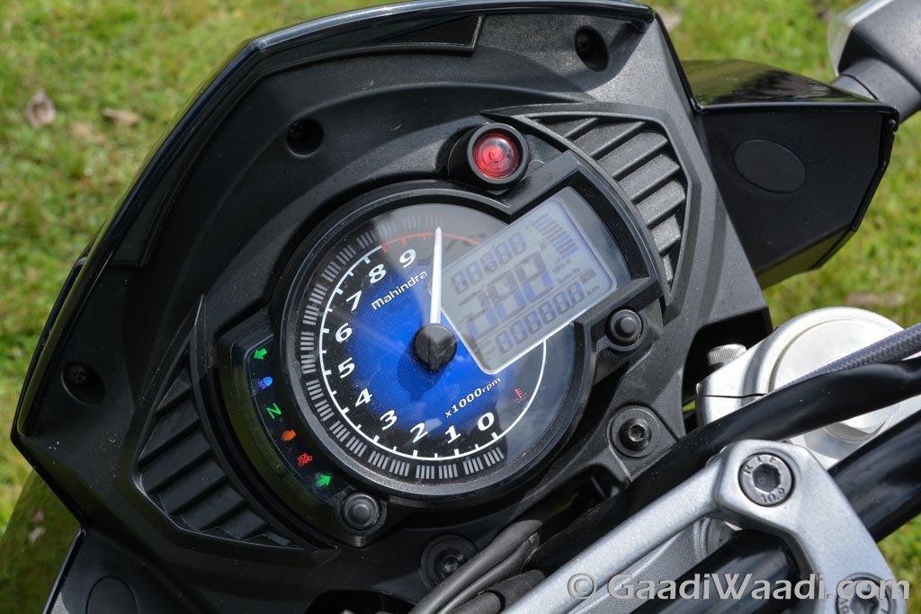 Mahindra Mojo speedometer image