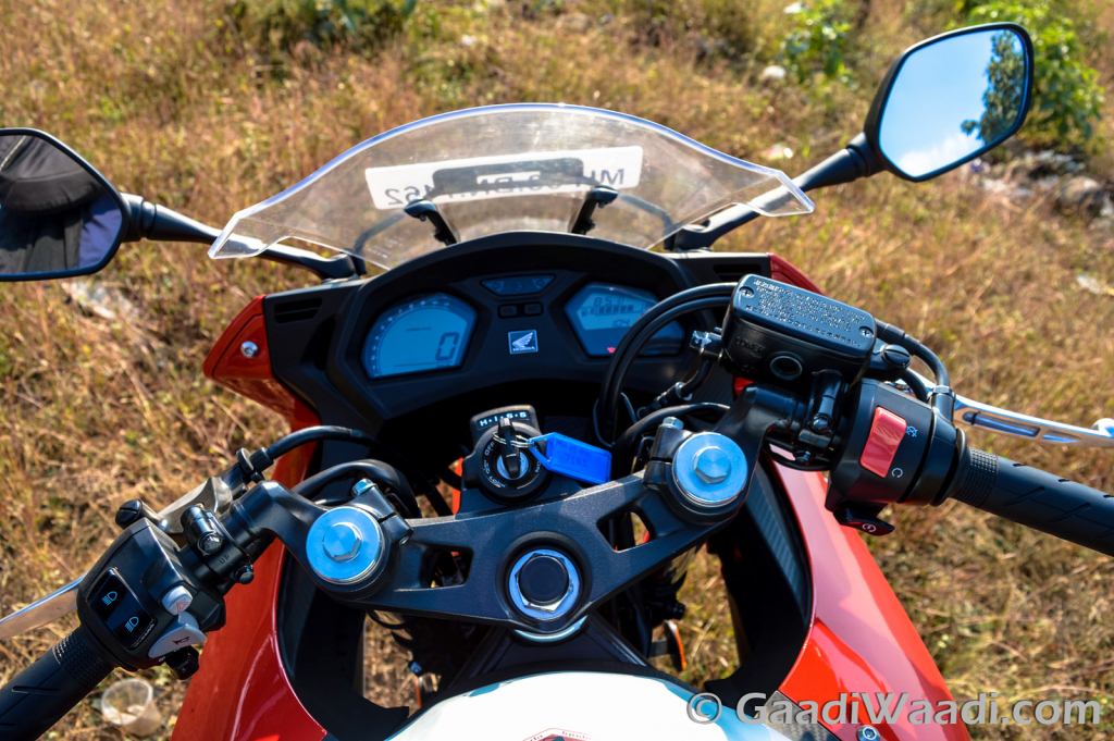 Honda CBR 650F India cockpit