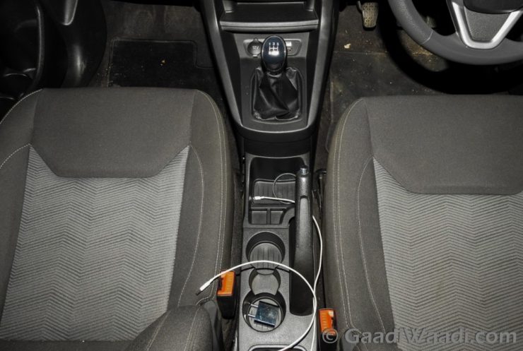 2015 ford figo hatchback interior-5