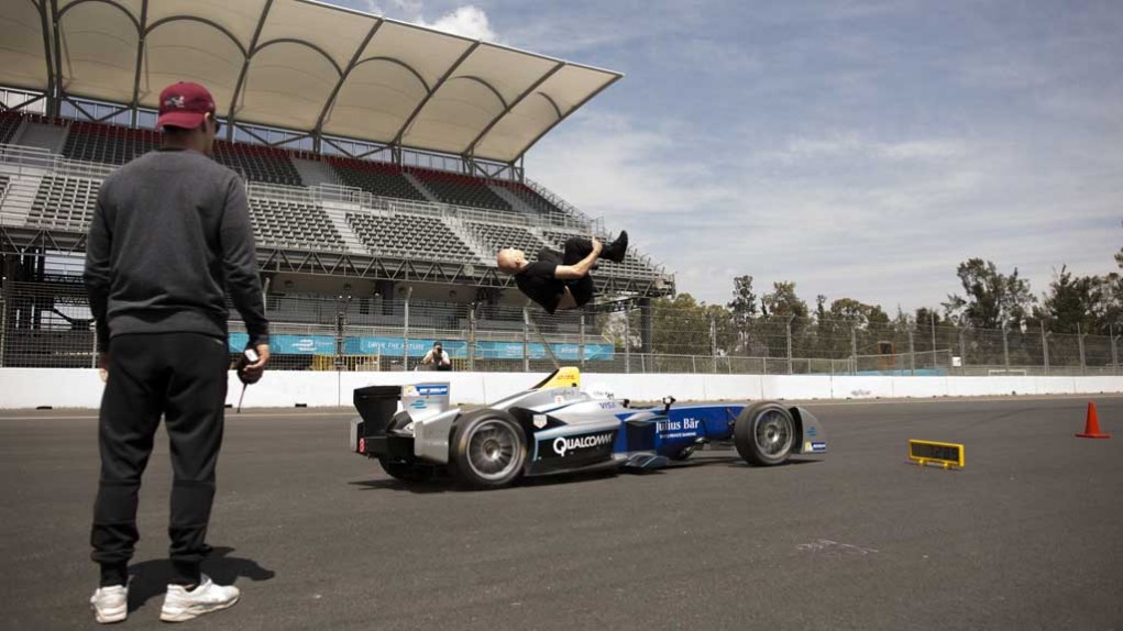 Damien-Walters-backflipping-over-a-Formula-E-Car.jpg