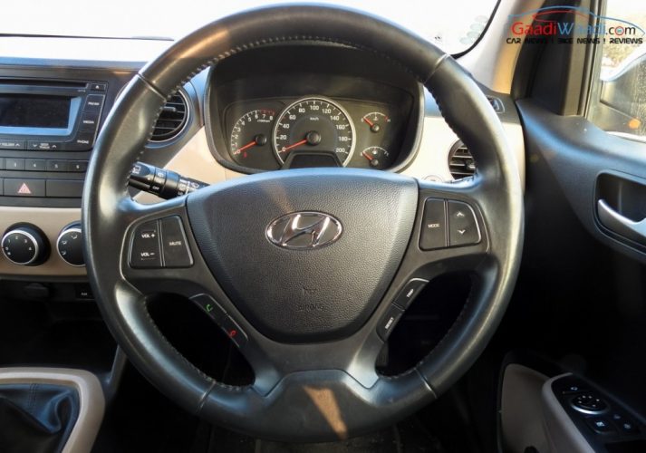 Hyundai Grand i10 steering wheel
