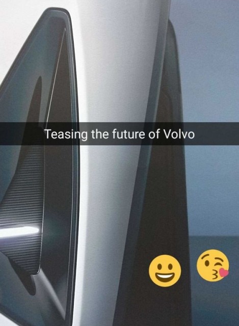 New Volvo V40 and XC40 Teased 2