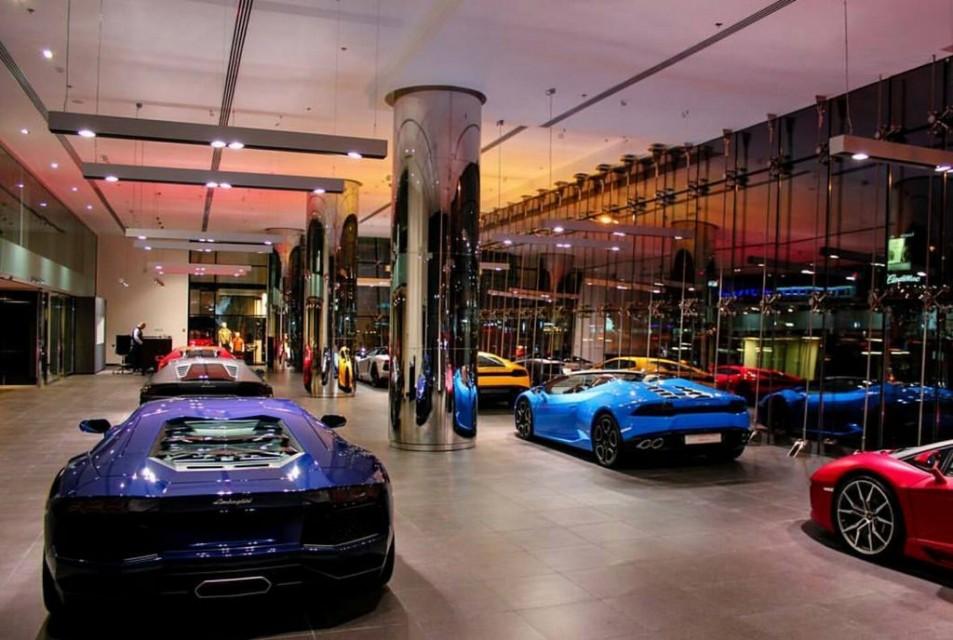 World's Largest Lamborghini Showroom Opened in Dubai 2