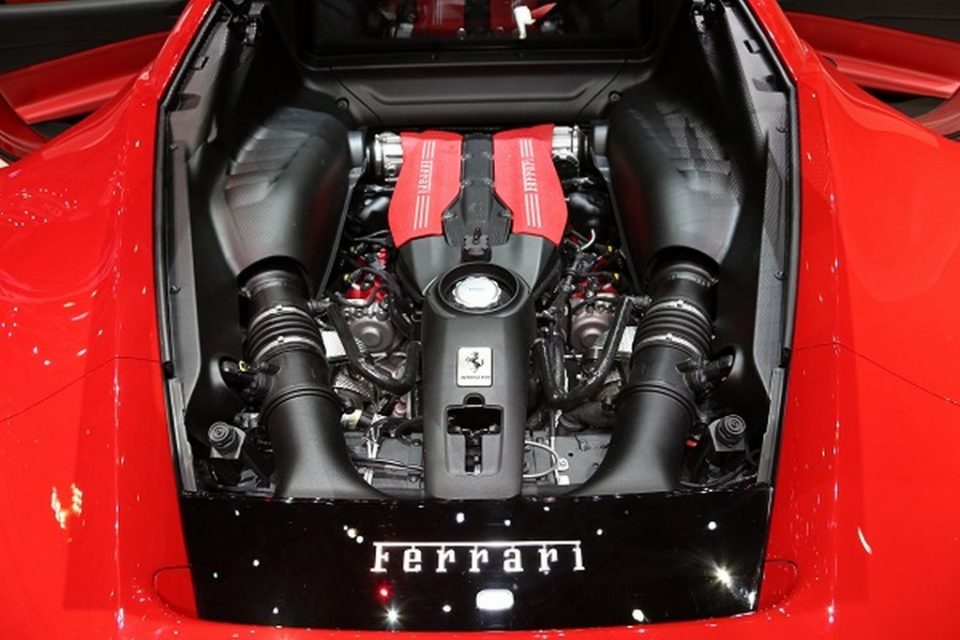 Ferrari Wins International Engine of the Year Award with the 3.9-litre twin-turbo engine