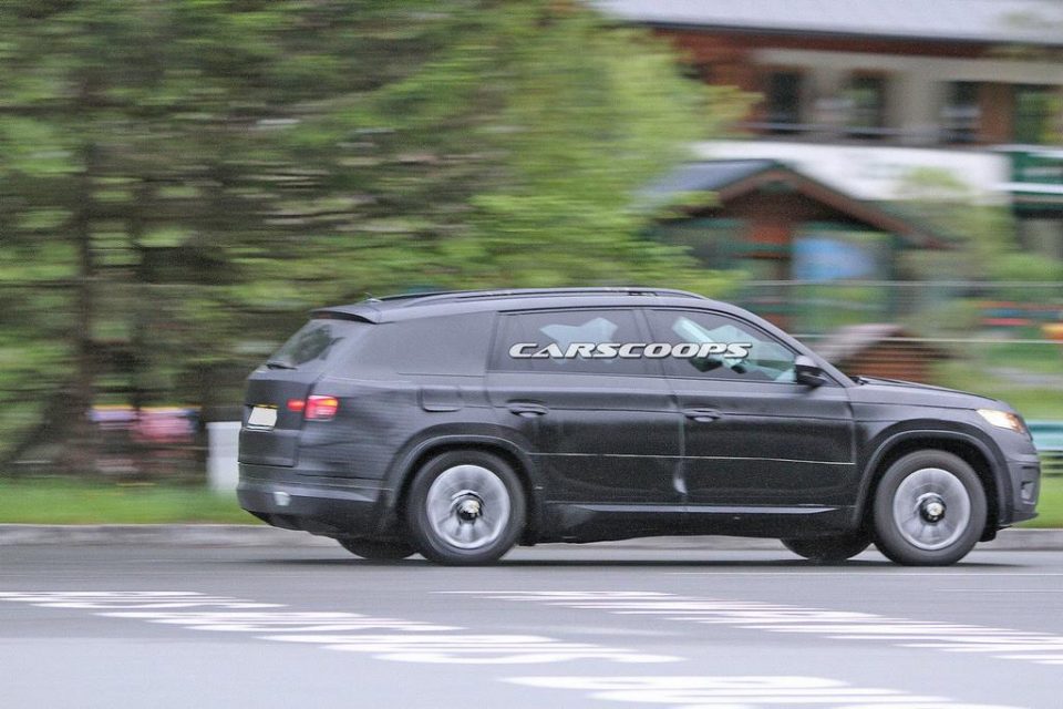Production-Ready Skoda Kodiaq Spotted Testing for the First Time 2