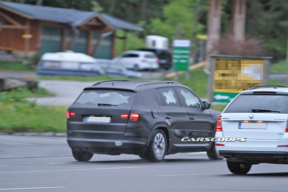 Production-Ready Skoda Kodiaq Spotted Testing for the First Time 4