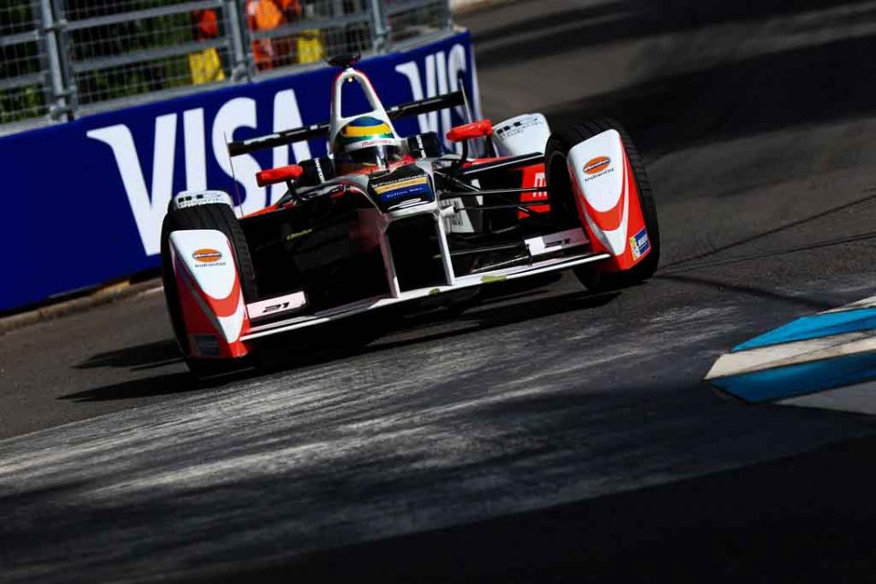 Bruno-senna-of-Mahindra-Racing-wins-second-position-in-London-ePrix-1.jpeg
