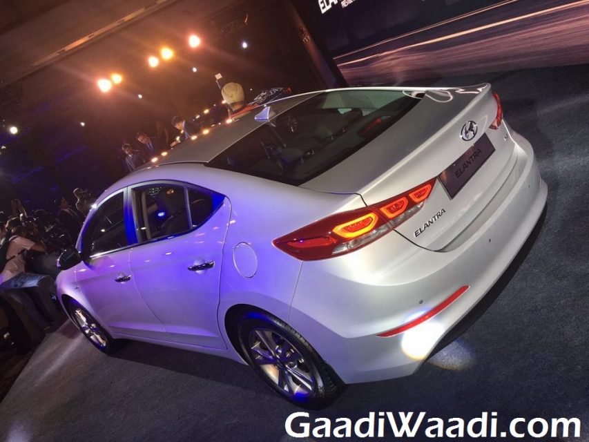 New Hyundai Elantra launched in India (15)