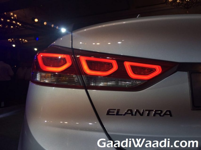 New Hyundai Elantra launched in India (5)