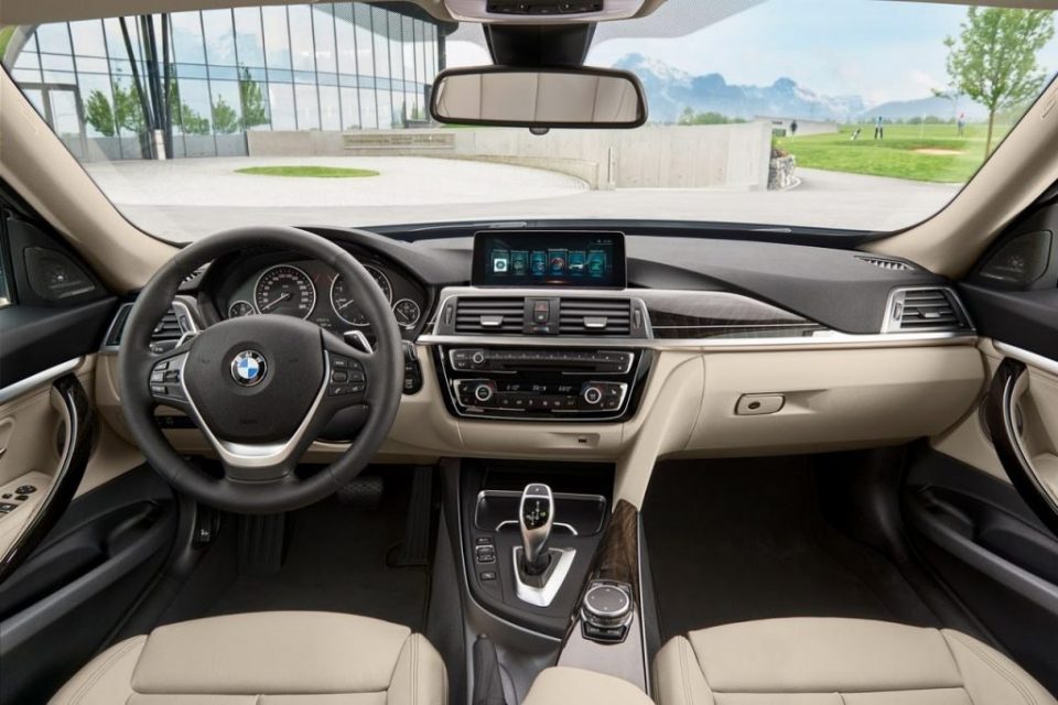 BMW-3-Series-GT-Facelift interior