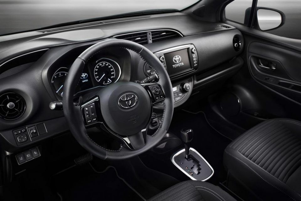 2017 Toyota Yaris India interior
