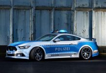 Ford-Mustang-Police-Car-4.jpg