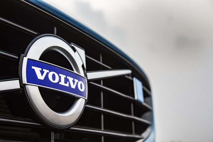 Volvo Logo (Volvo to locally assembly cars)