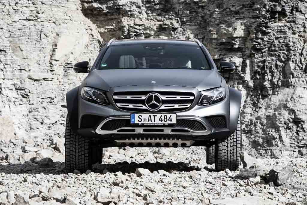 Mercedes-Benz E-Class All Terrain 4x4² Is A Monster on Wheels
