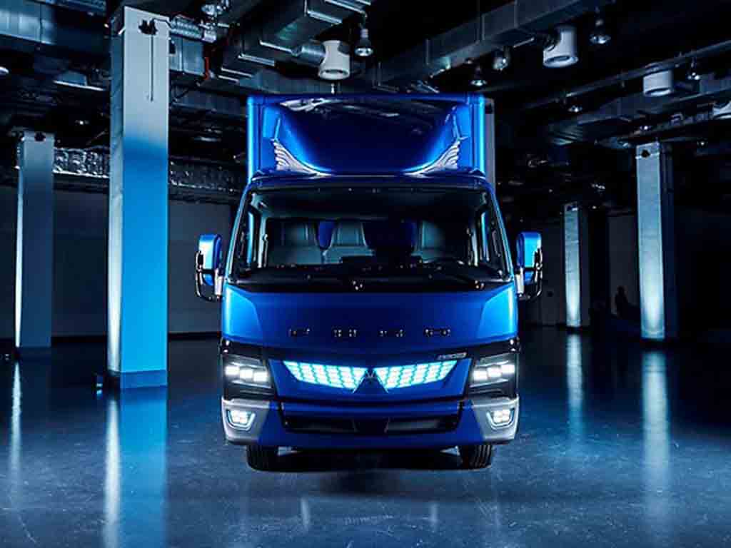 Daimler AG To Bring Electric Trucks For Indian Market