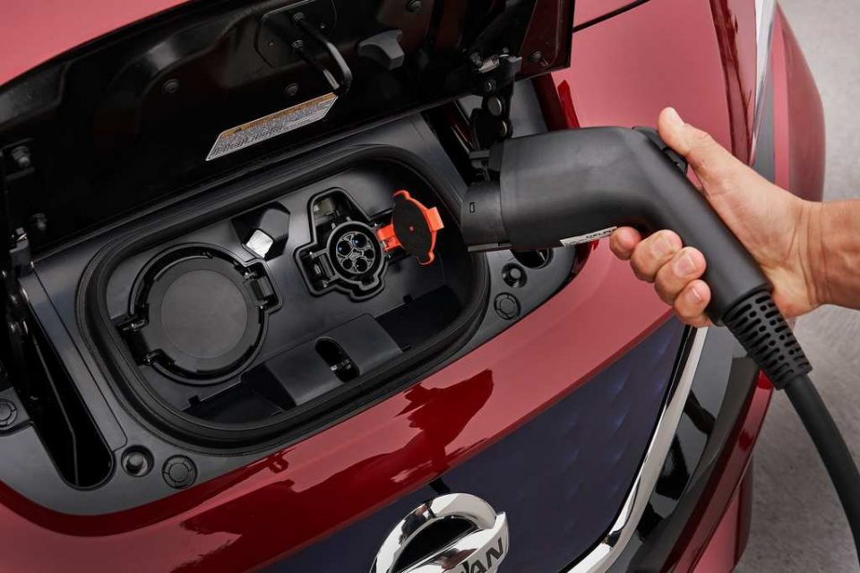 India-Bound Nissan Leaf Revealed Charging