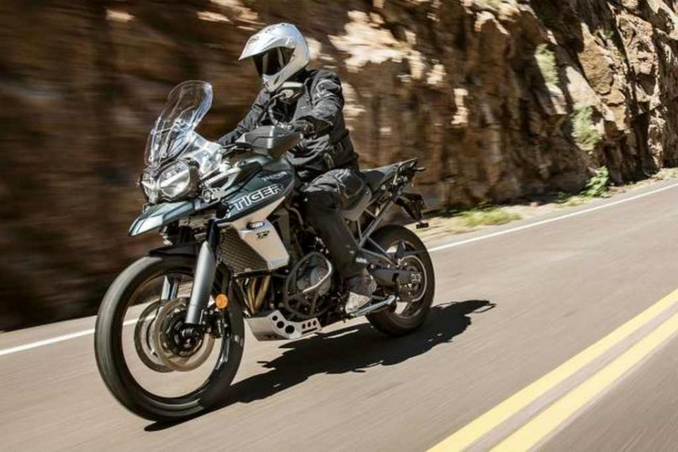 2018 Triumph Tiger 800 India Launch, Price, Engine, Specs, Features, Booking