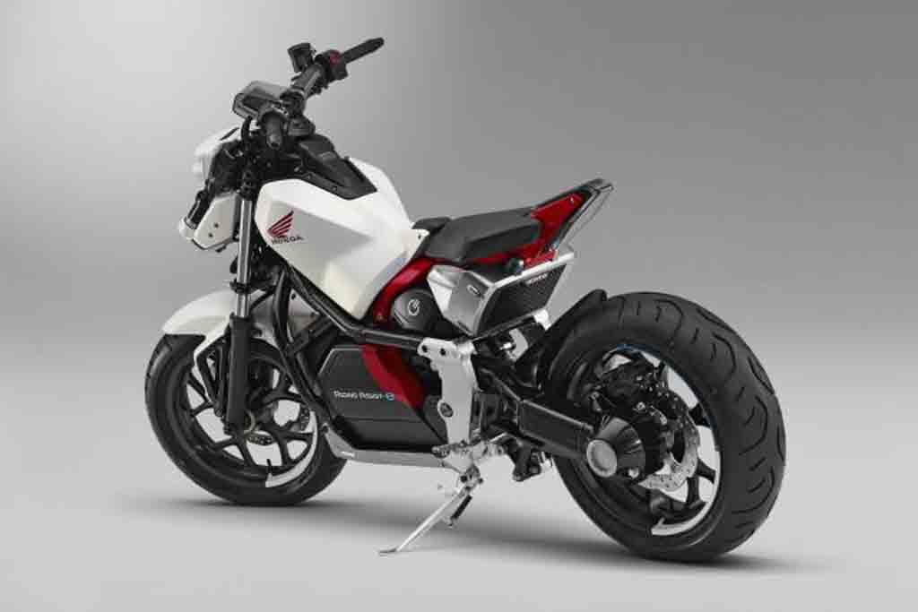 Honda Riding Assist-e Self Balancing Motorcycle To Unveil In Tokyo