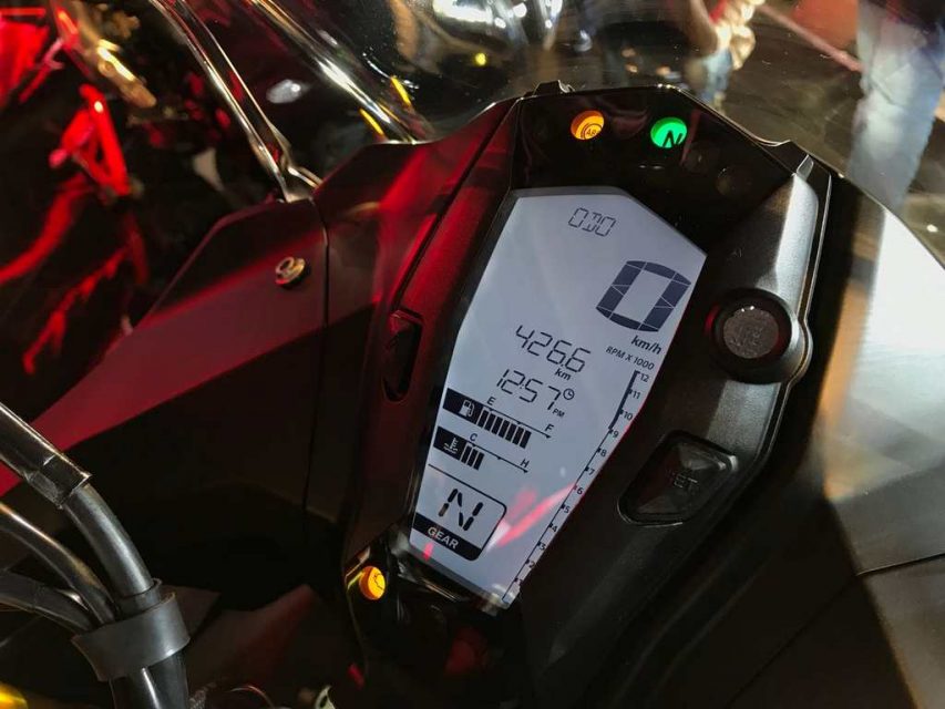 TVS Apache RR 310 Launched In India - Price, Engine, Specs, Pics, Features, Top Speed, Mileage, Booking 4
