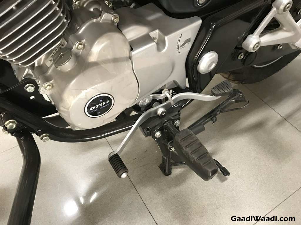 2018 Bajaj V15 Launched In India Price Engine Specs Features