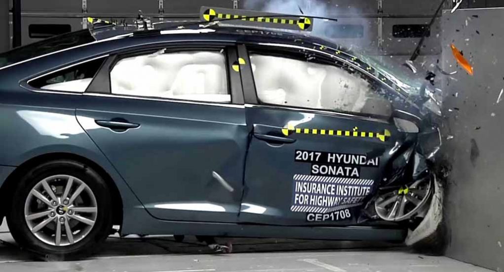 2018-Hyundai-Sonata-Crash-Test-1.jpg