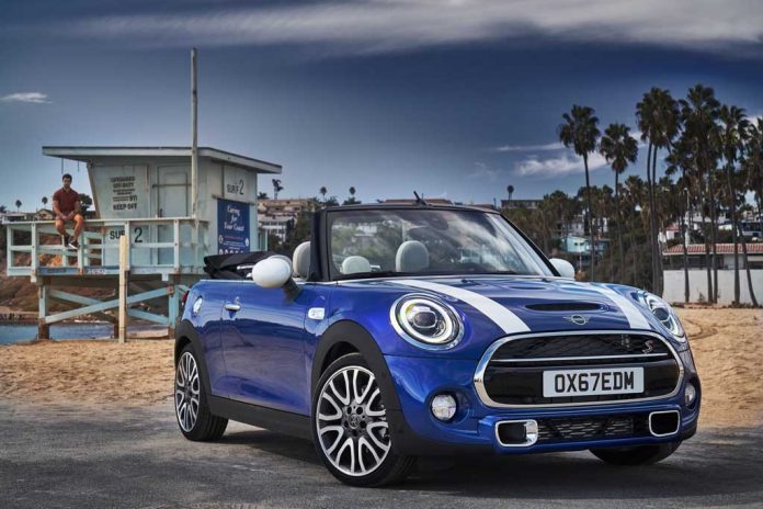 2019 Mini Hatchback And Convertible Unveiled Ahead Of Detroit Debut