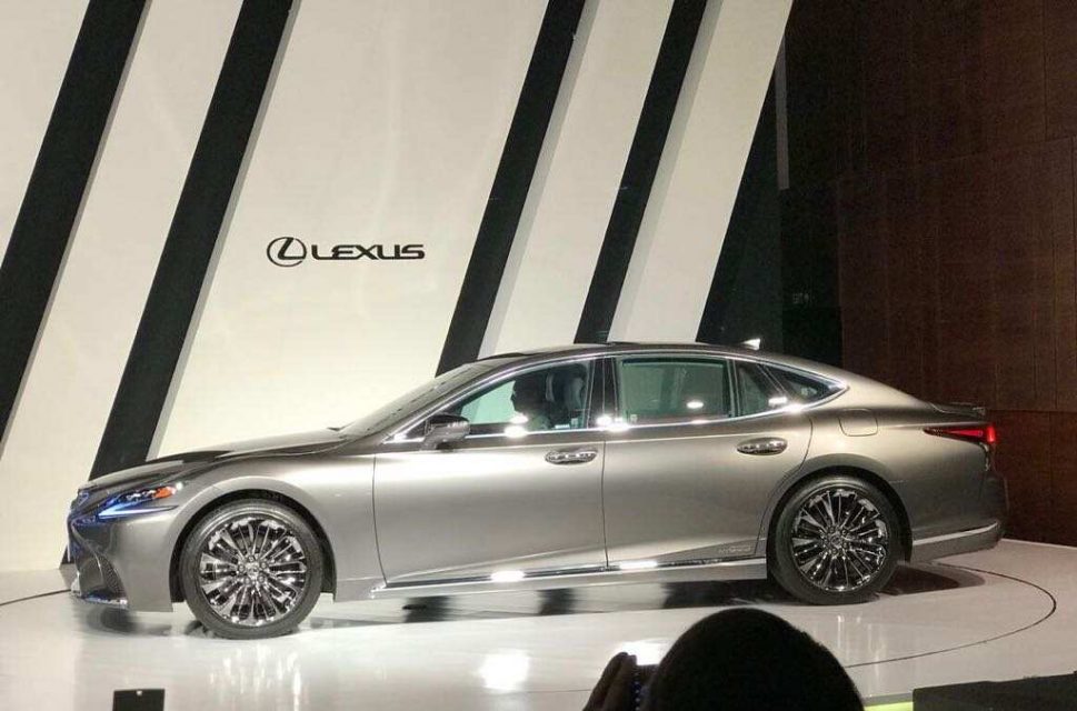 Lexus LS500h Launched In India - Price, Engine, Specs, Features, Interior, Performance, Mileage