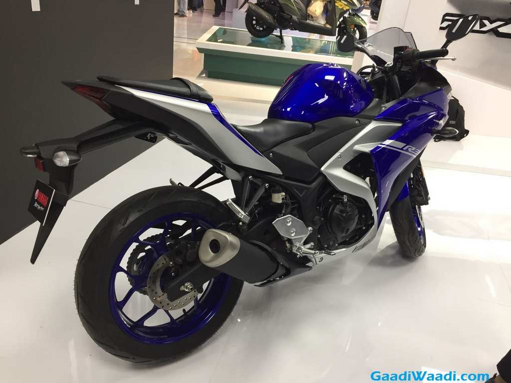 2018 Auto Expo Yamaha Yzf R3 Bs4 Launched In India At Rs 3 48 Lakh