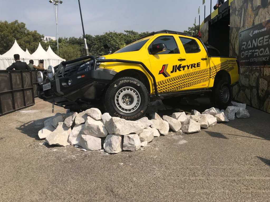 JK Tyre Showcases Blaze Tyre Series At 2018 Auto Expo 4