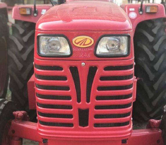 Mahindra tractor sales fy18