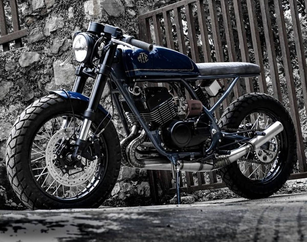 42+ Amazing Gold country cafe racers image HD