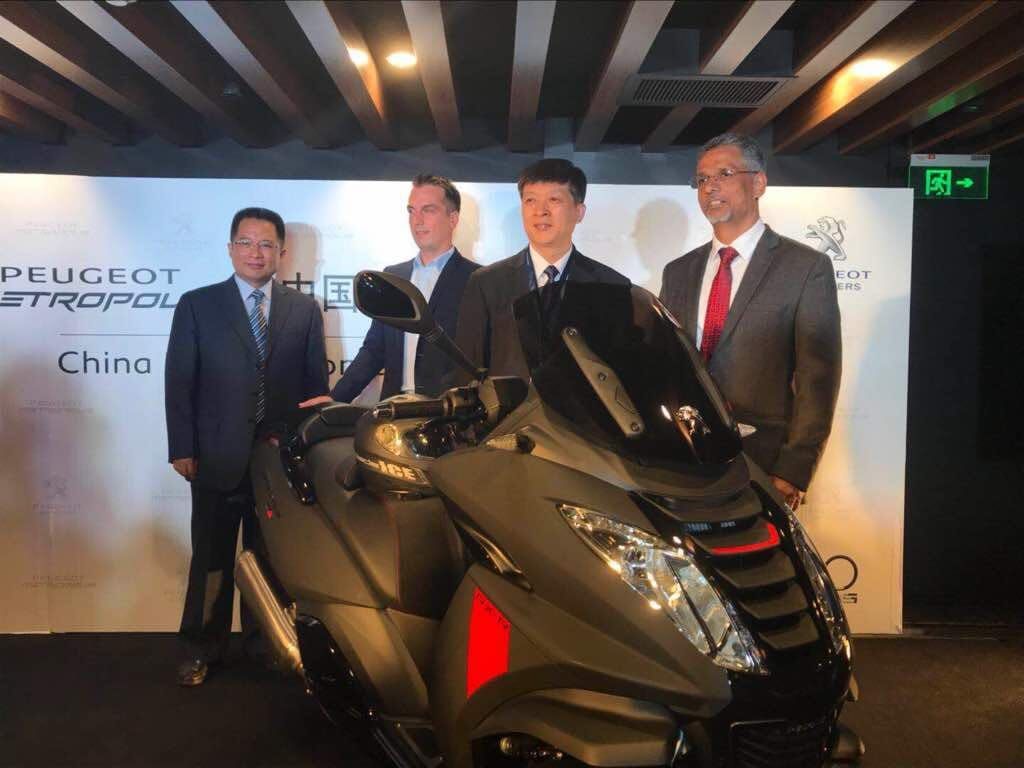 2017-Peugeot-Metropolis-launched-in-China