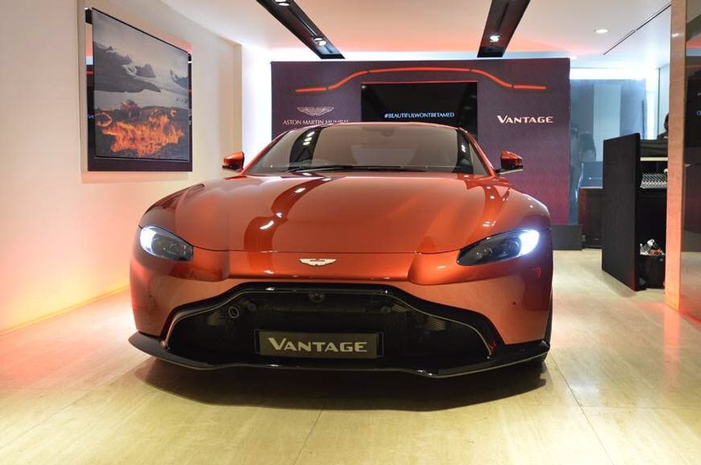 Aston-Martin-Vantag-launched-in-India