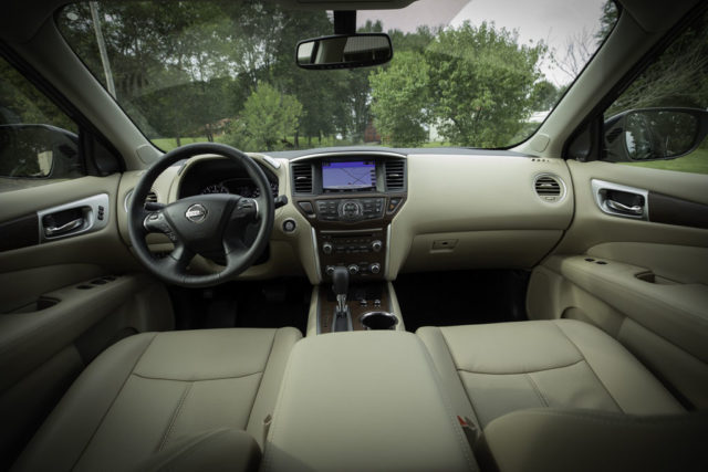 2019 Nissan Pathfinder India Launch, Price, Specs, Features, Interior 4