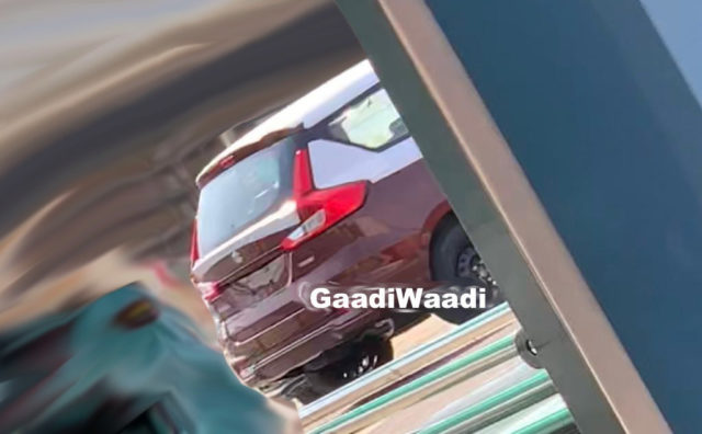 New Maruti Ertiga Spotted With Chrome Boot Applique, Production Begins