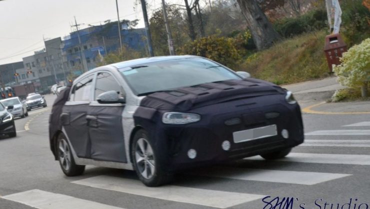 Hyundai-Ioniq-facelift-spied