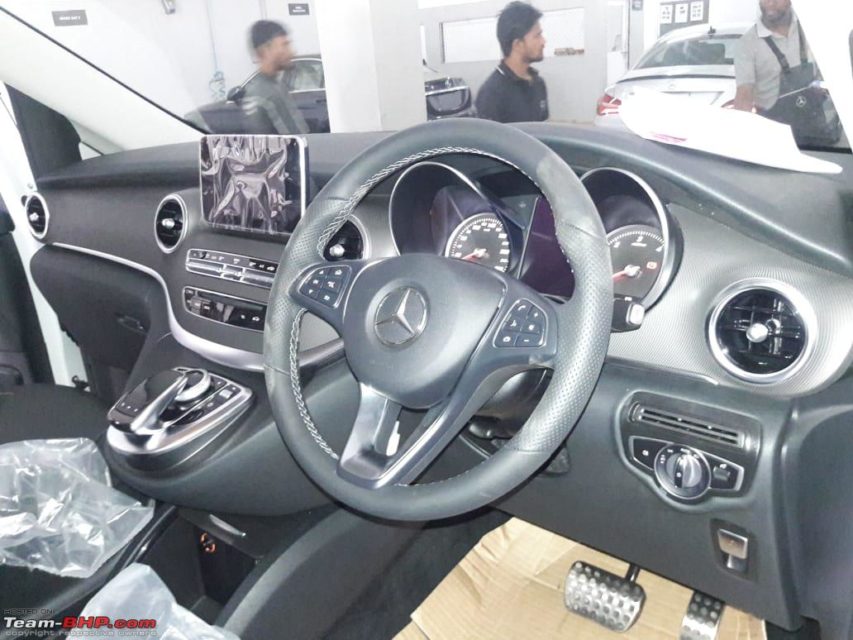 Mercedes-Benz V-Class Luxury MPV Spied In India 6