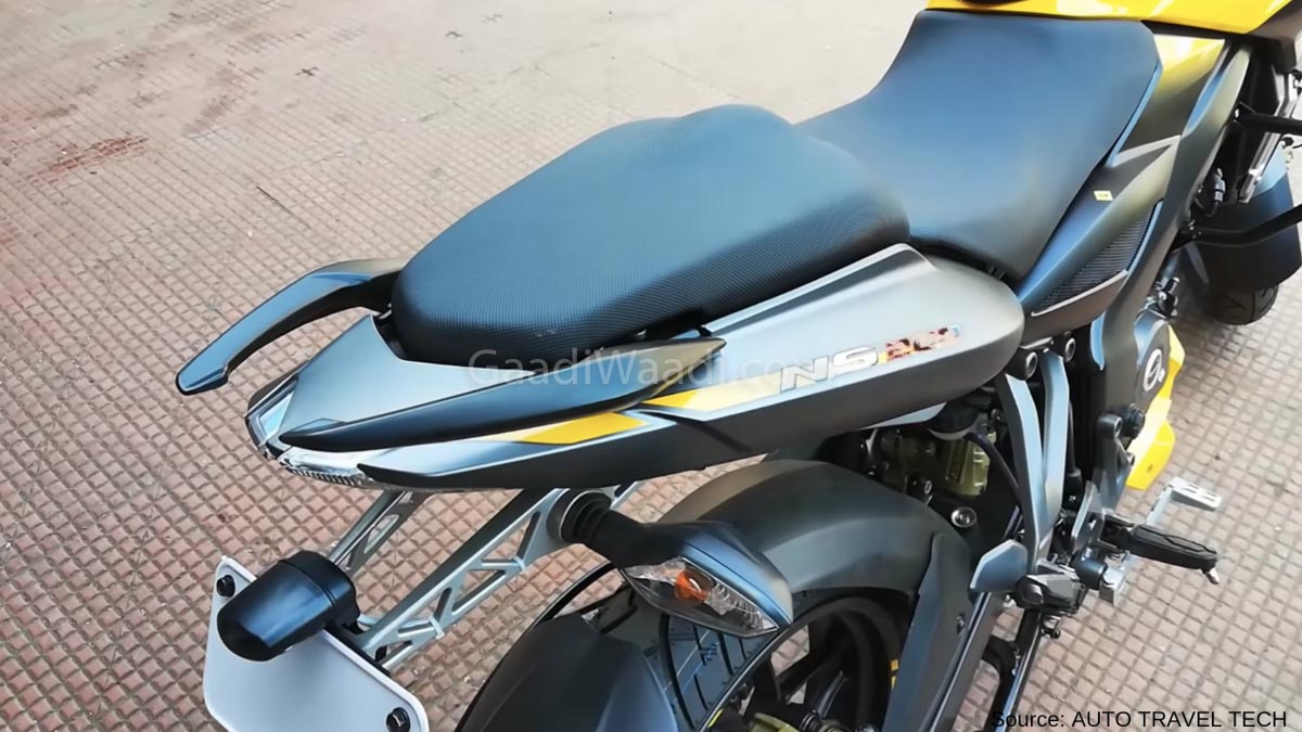 2019 Bajaj Pulsar Ns 200 Abs Yellow Colour Launched At Rs 1 12 Lakh