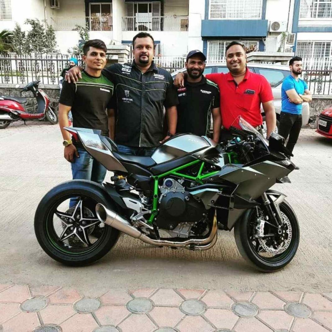 India-first-Kawasaki-Ninja-H2-delivered