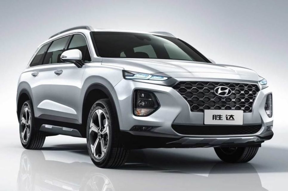 Hyundai-Santa-Fe-LWB-revealed