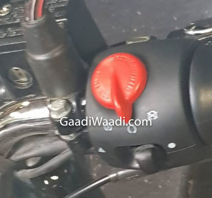 2020 Royal Enfield Classic 350 Instrument Console Spied 2