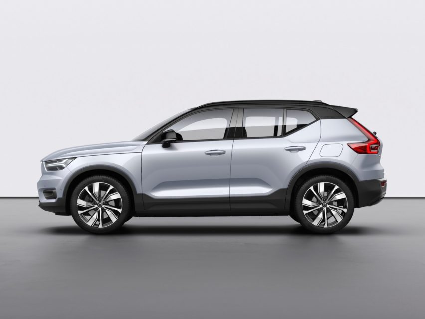 Volvo XC40 Recharge Side