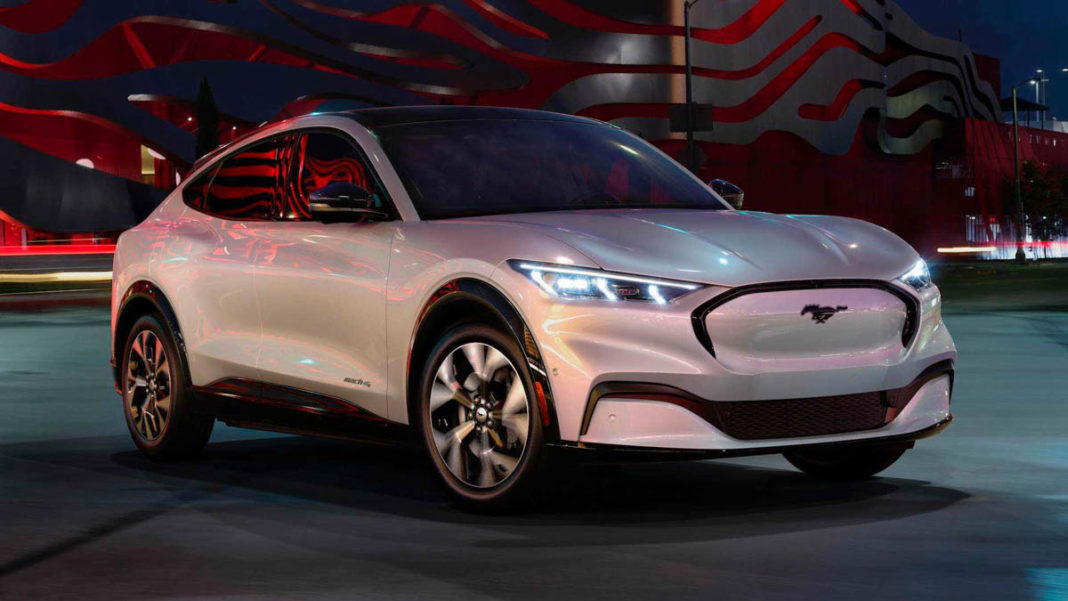 2020-ford-mustang-mach-e-electric-suv-2